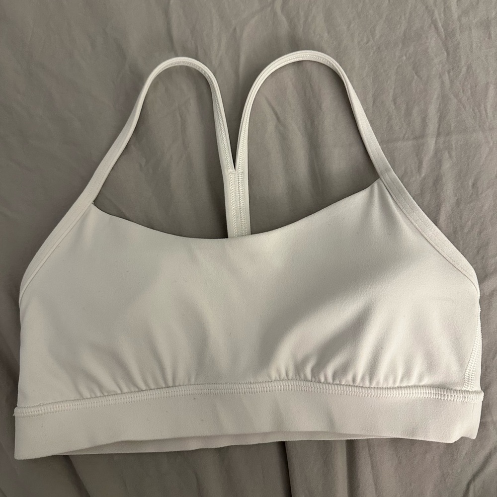 Lululemon Flow Y Nulu Bra